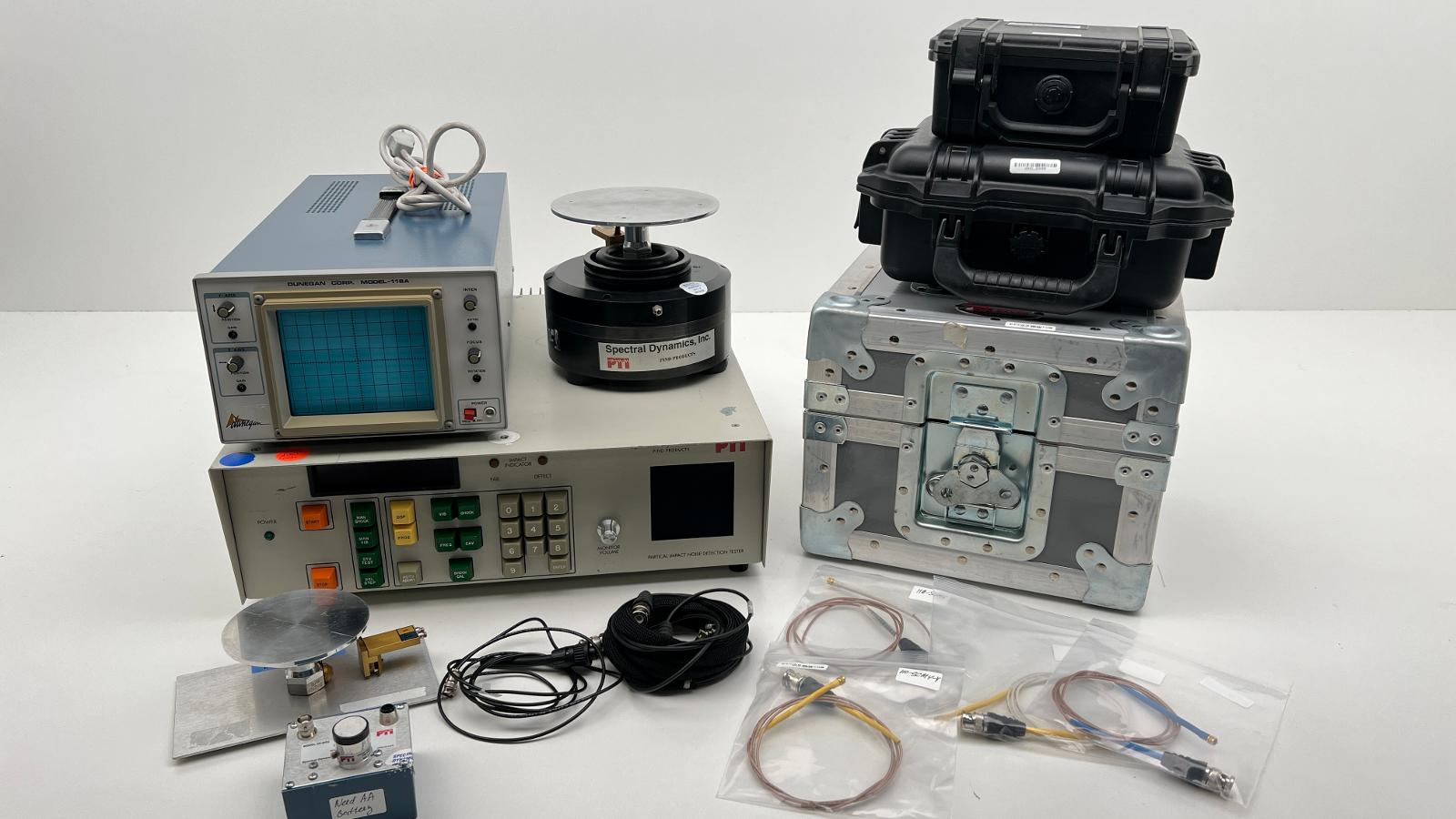 Pind Testing Mechanism Spectral Dynamics 4501M Particle Impact Noise Detection Test System ...